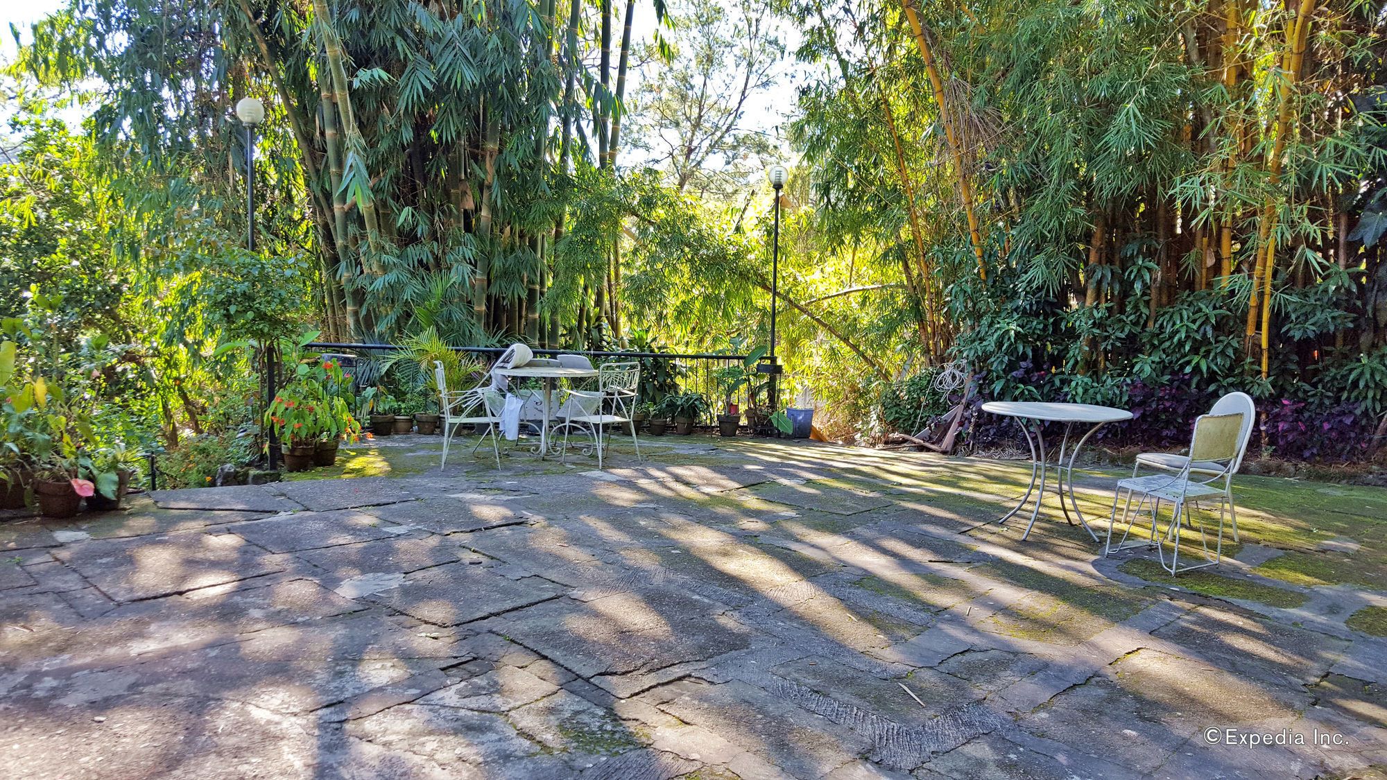 Mountain Lodge And Restaurant Baguio City Esterno foto