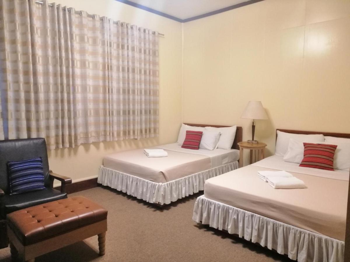 Mountain Lodge And Restaurant Baguio City Esterno foto