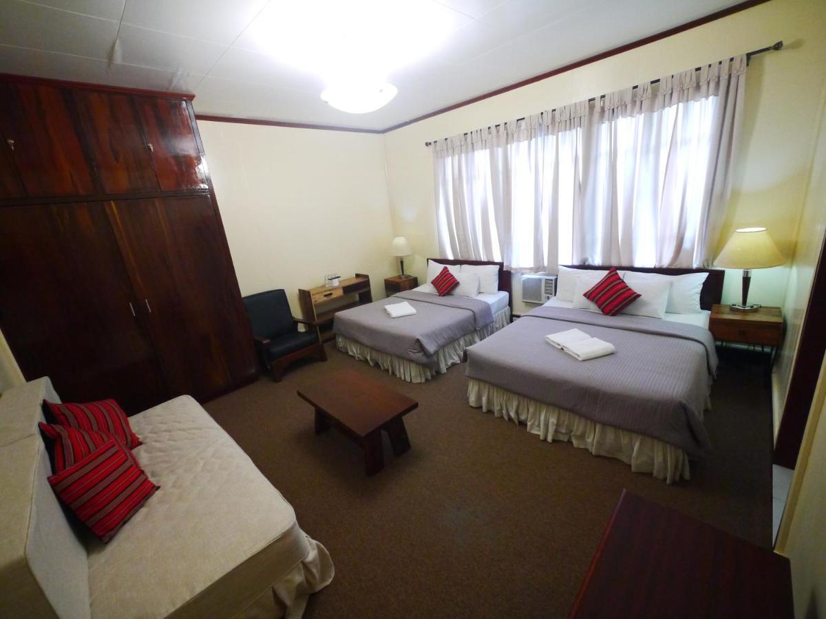 Mountain Lodge And Restaurant Baguio City Esterno foto